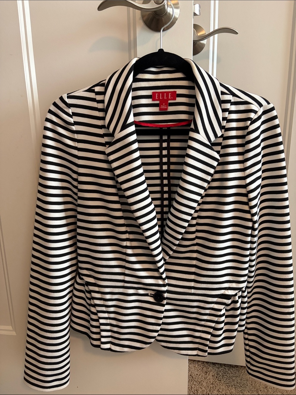 ELLE Black and White Striped Blazer